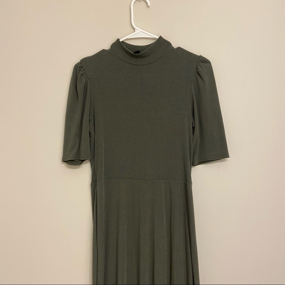 BRAND NEW New Look Olive Green Mock Neck Midi Dress